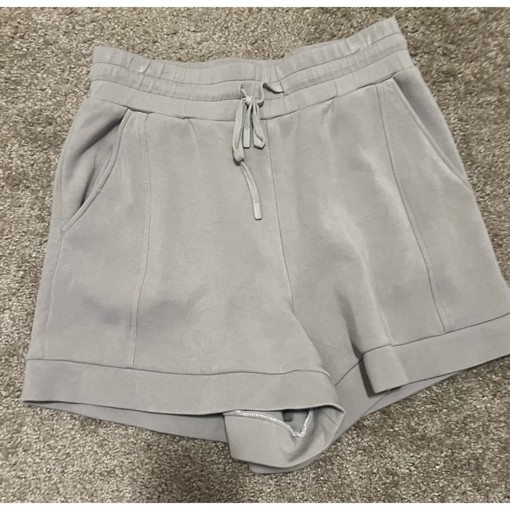varley alder shorts Mirage Grey Medium High Rise With Pockets - Picture 6 of 10